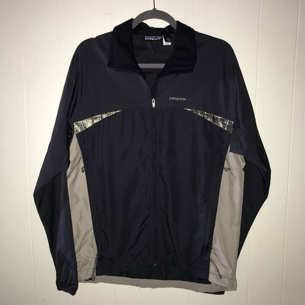 Patagonia windbreaker